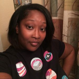 Meet your Posher, Aiesha